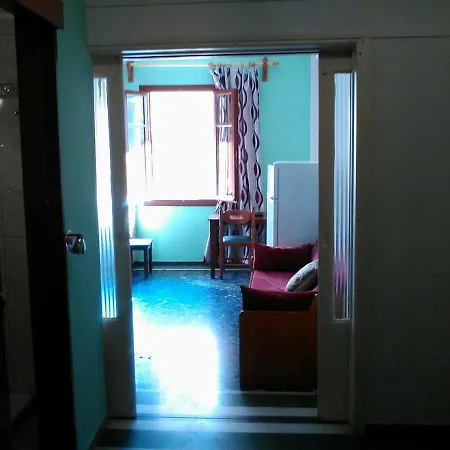 Anna's Apartment *